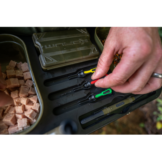 Tava Korum - Glide Trotting Tray